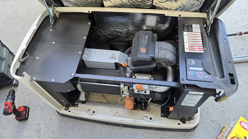 service-generator-open-lid-small